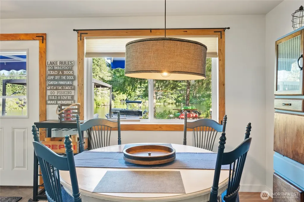1101 E Ballantrae Drive Shelton WA 98584