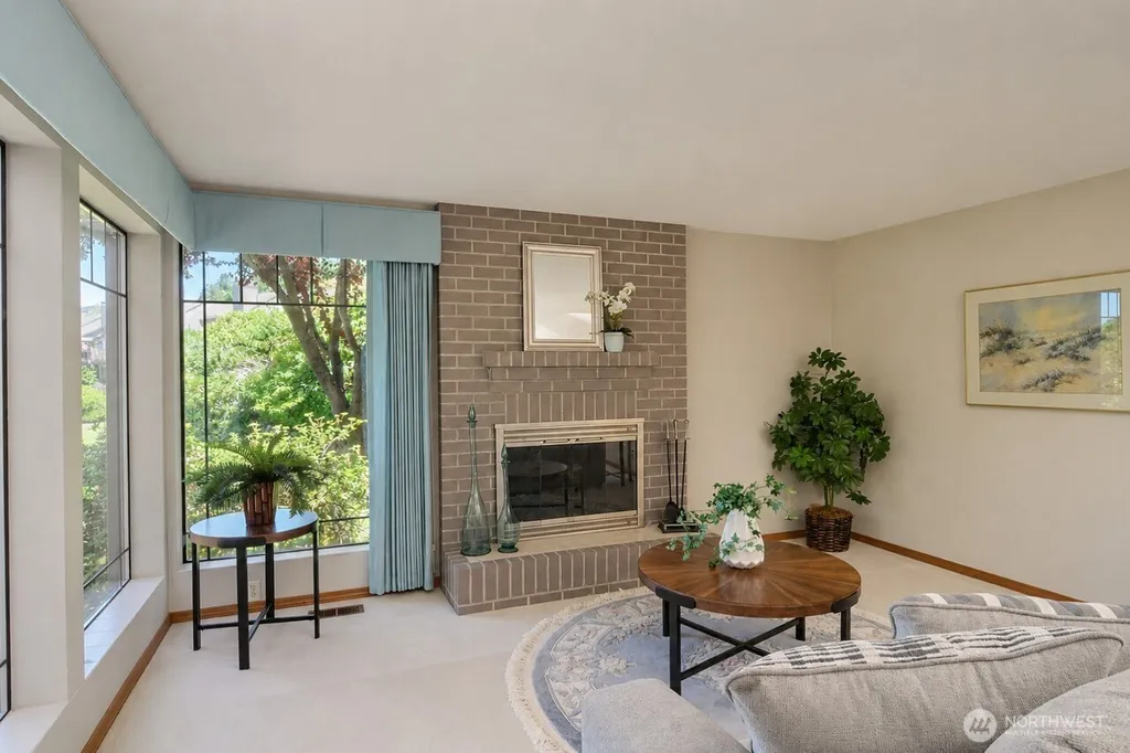 106 Chinook Lane Steilacoom WA 98388