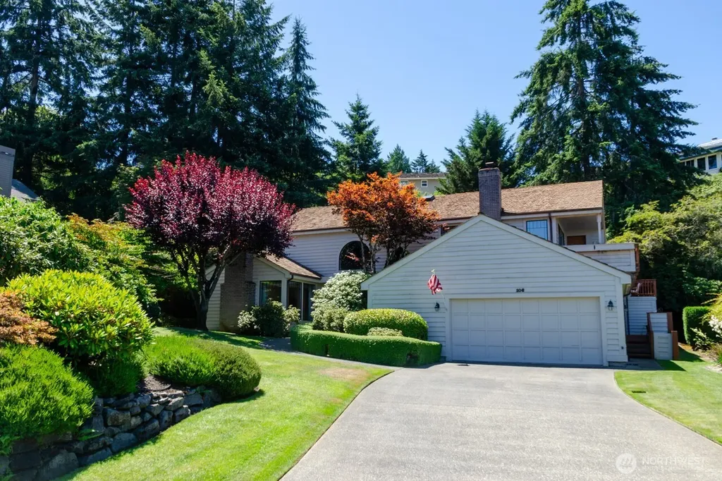 106 Chinook Lane Steilacoom WA 98388