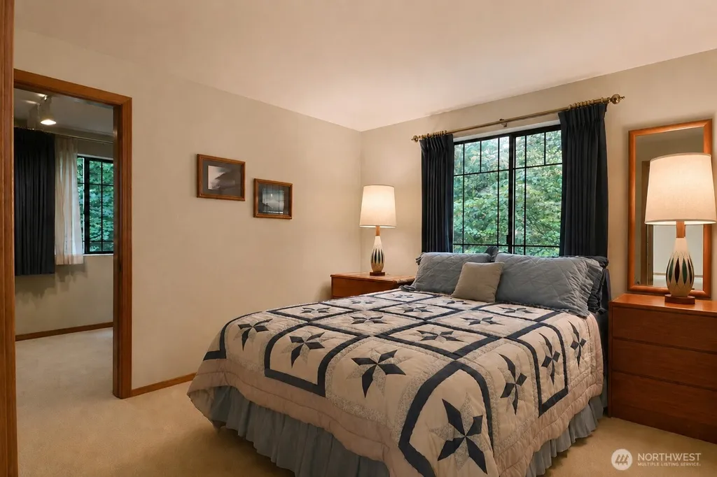 106 Chinook Lane Steilacoom WA 98388