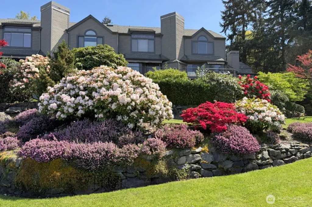 106 Chinook Lane Steilacoom WA 98388