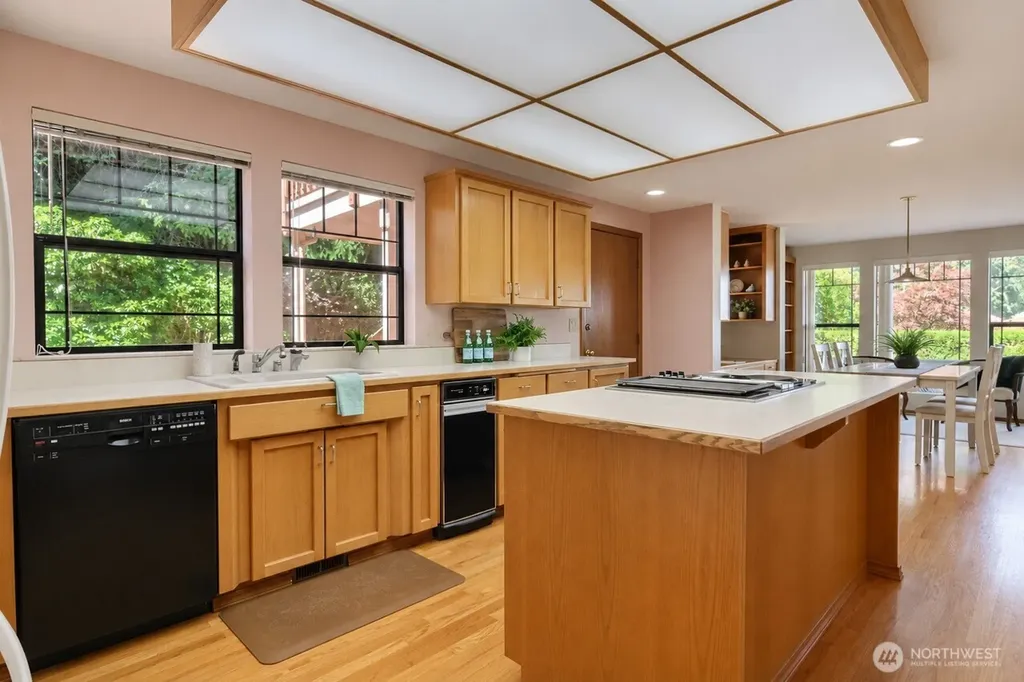 106 Chinook Lane Steilacoom WA 98388
