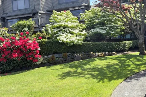 106 Chinook Lane Steilacoom WA 98388