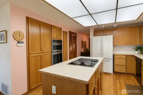 106 Chinook Lane Steilacoom WA 98388