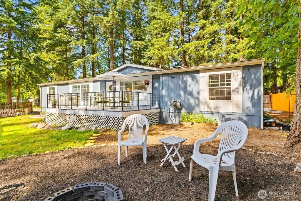 8548 Juniper Place Maple Falls WA 98266