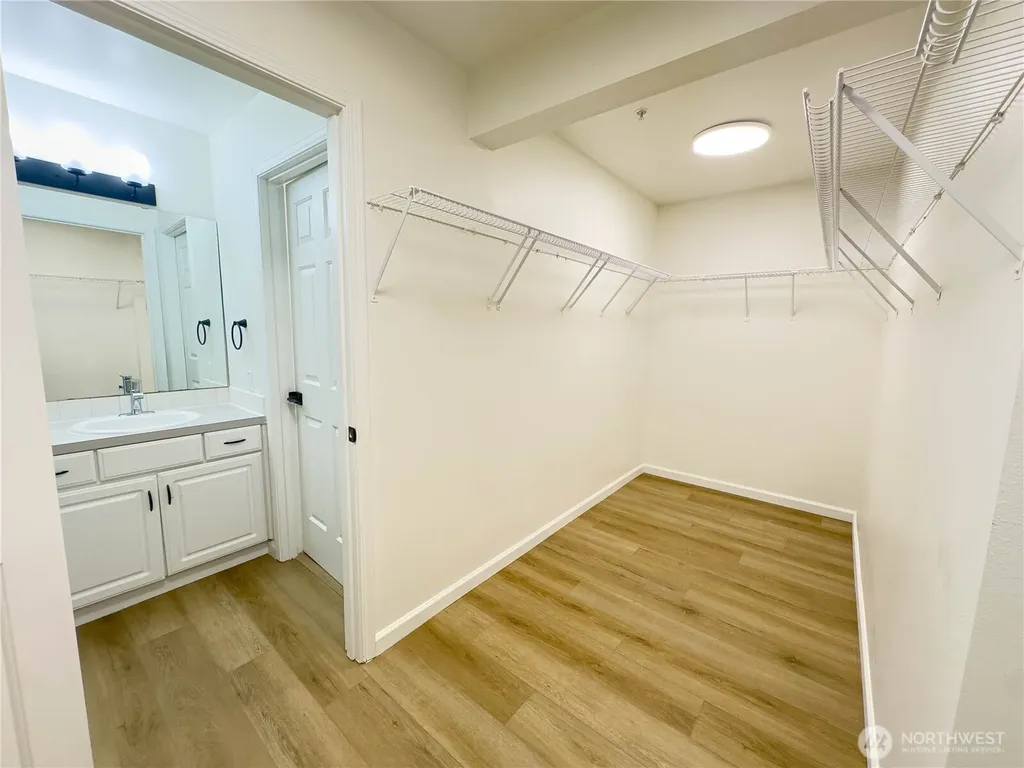 1920 S 368th Place Federal Way WA 98003