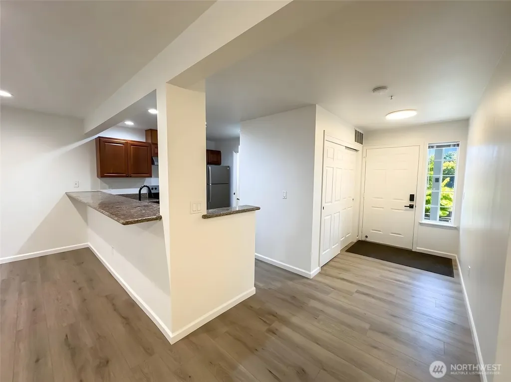 1920 S 368th Place Federal Way WA 98003