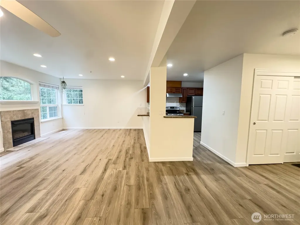 1920 S 368th Place Federal Way WA 98003