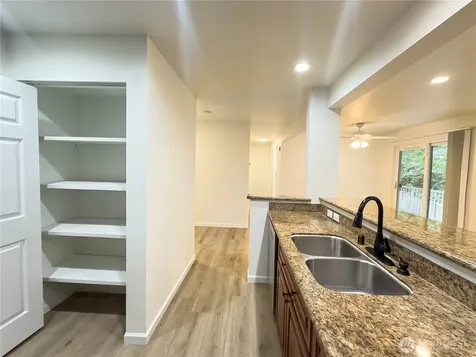 1920 S 368th Place Federal Way WA 98003