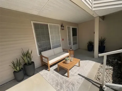 1920 S 368th Place Federal Way WA 98003