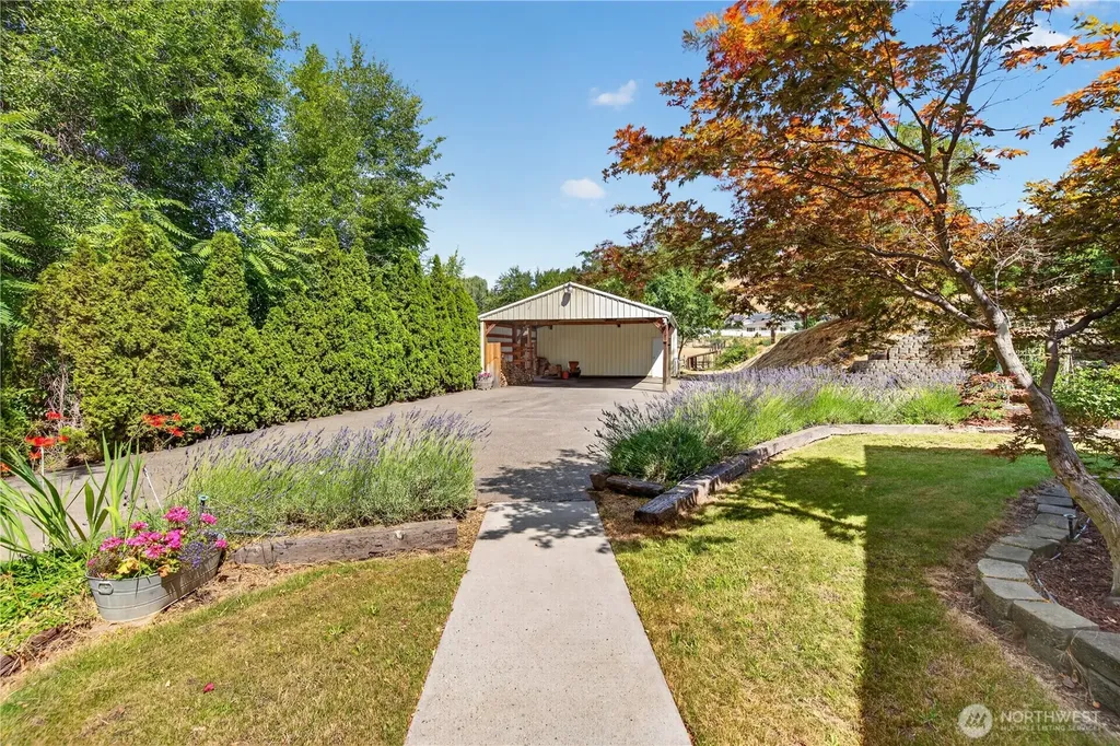 1800 Lower Monitor Road Wenatchee WA 98801