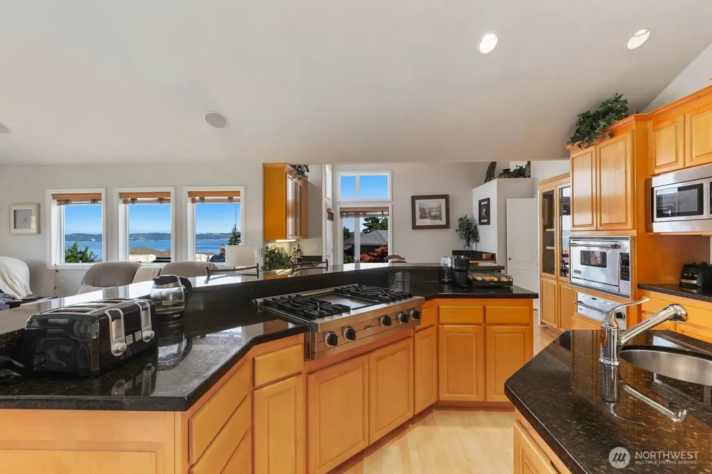 30822 36th Court SW Federal Way WA 98003