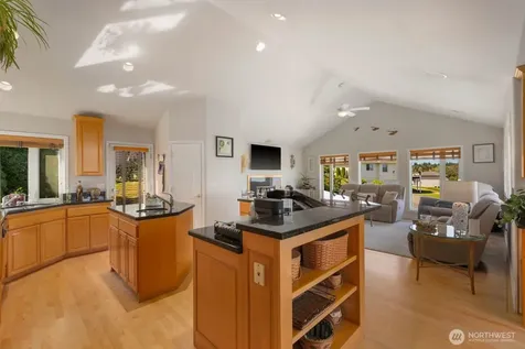 30822 36th Court SW Federal Way WA 98003