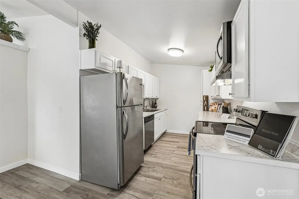 13039 24th Avenue S Seattle WA 98168