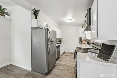 13039 24th Avenue S Seattle WA 98168