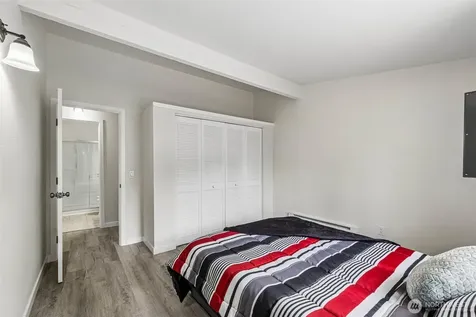 13039 24th Avenue S Seattle WA 98168