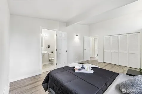 13039 24th Avenue S Seattle WA 98168