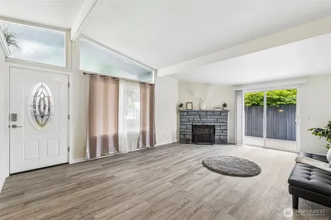 13039 24th Avenue S Seattle WA 98168