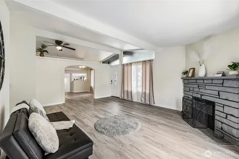 13039 24th Avenue S Seattle WA 98168