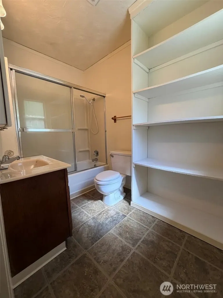 507 W 2nd Street Aberdeen WA 98520
