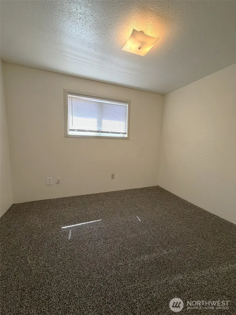 507 W 2nd Street Aberdeen WA 98520