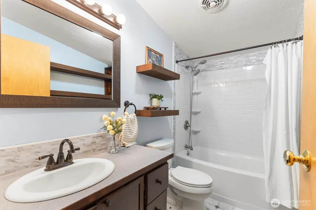 5818 Everson Goshen Road Bellingham WA 98226