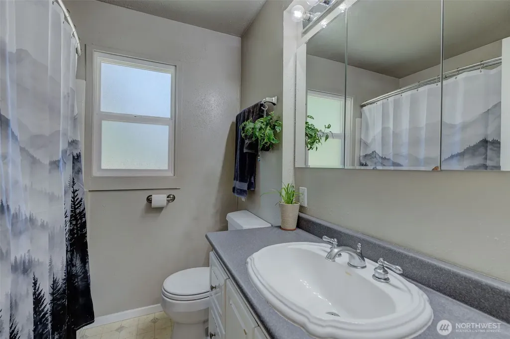 1385 Tedford Street SE East Wenatchee WA 98802