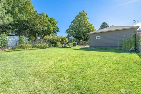 1385 Tedford Street SE East Wenatchee WA 98802