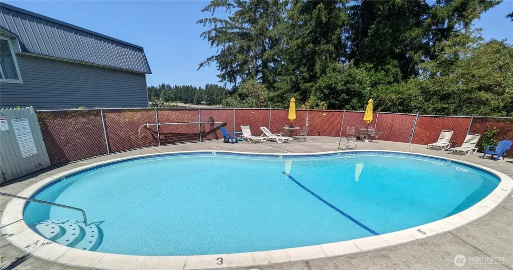 924 Shorewood Drive Bremerton WA 98312