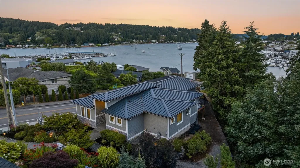 4010 Burnham Drive Gig Harbor WA 98332