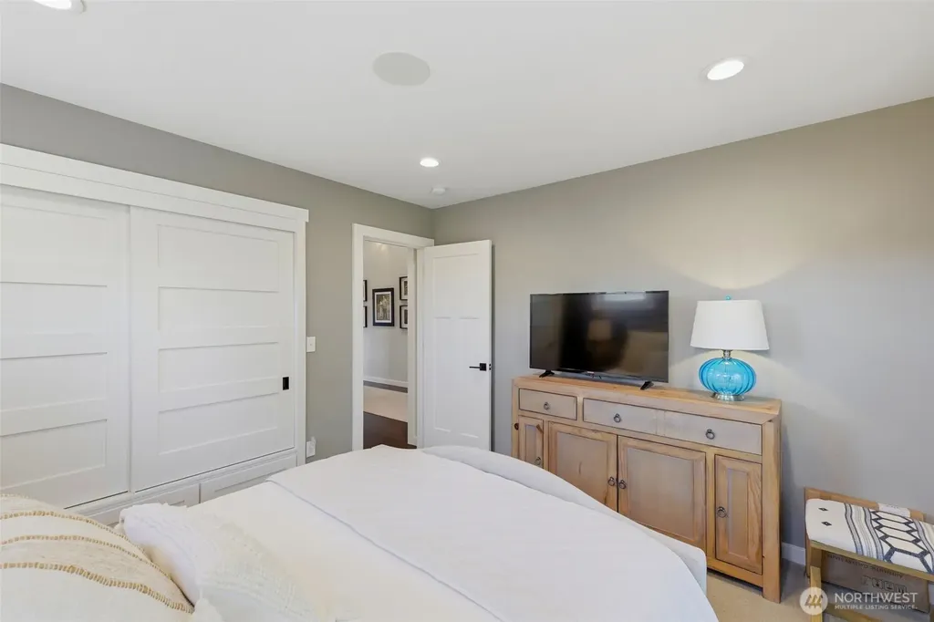 4010 Burnham Drive Gig Harbor WA 98332