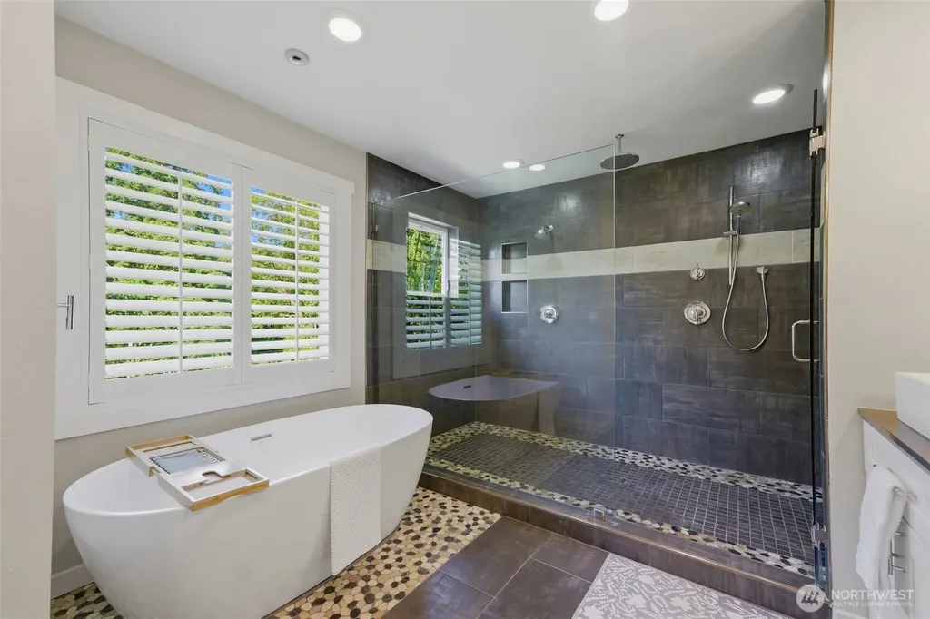 4010 Burnham Drive Gig Harbor WA 98332
