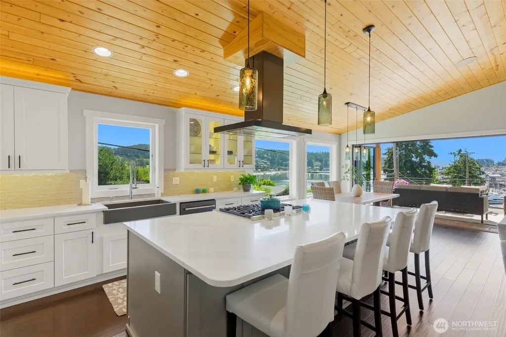4010 Burnham Drive Gig Harbor WA 98332