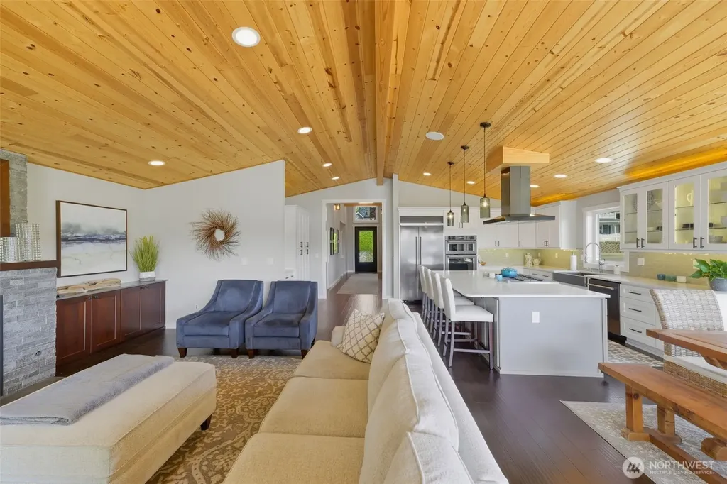 4010 Burnham Drive Gig Harbor WA 98332