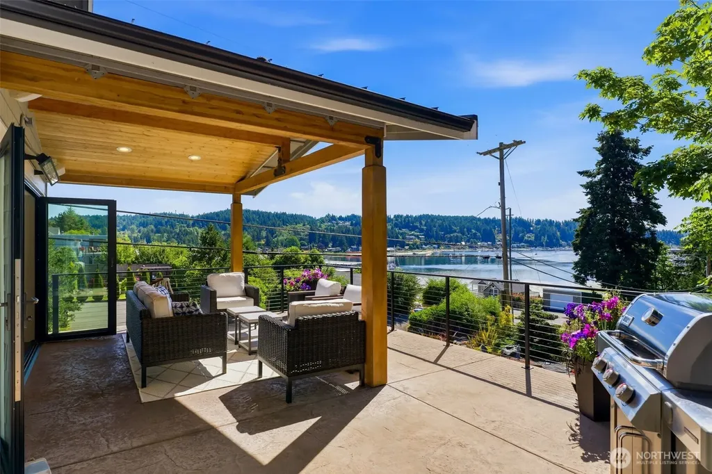 4010 Burnham Drive Gig Harbor WA 98332