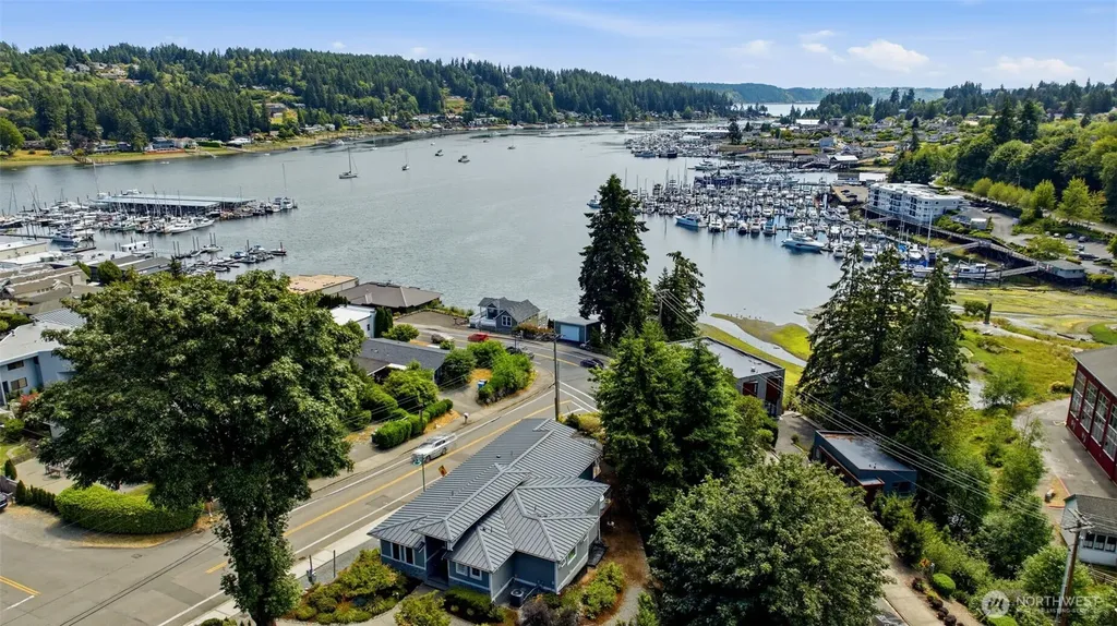 4010 Burnham Drive Gig Harbor WA 98332