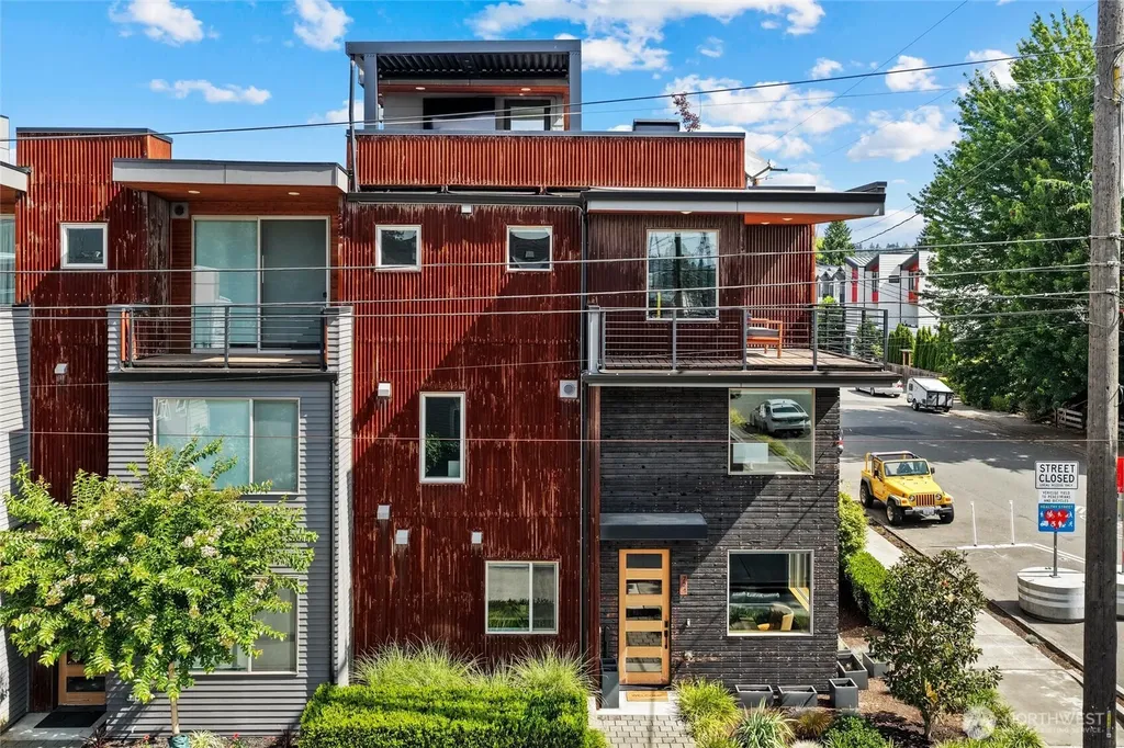 724 S Willow Street Seattle WA 98108