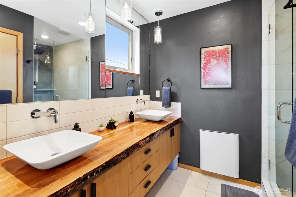 724 S Willow Street Seattle WA 98108