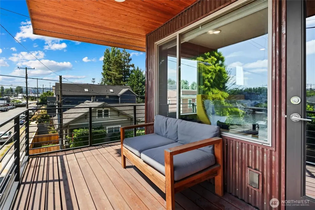 724 S Willow Street Seattle WA 98108