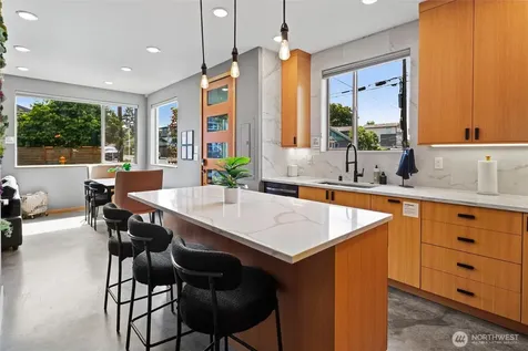 724 S Willow Street Seattle WA 98108