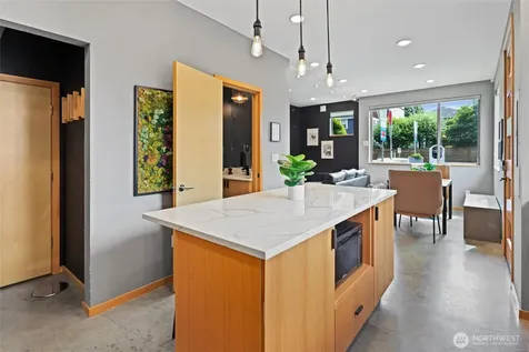 724 S Willow Street Seattle WA 98108