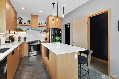 724 S Willow Street Seattle WA 98108