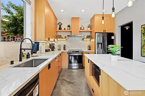 724 S Willow Street Seattle WA 98108