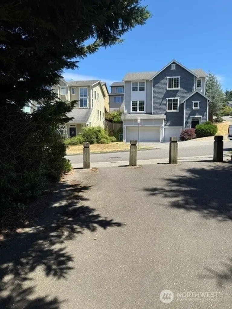 20933 13th Place SW Lynnwood WA 98036