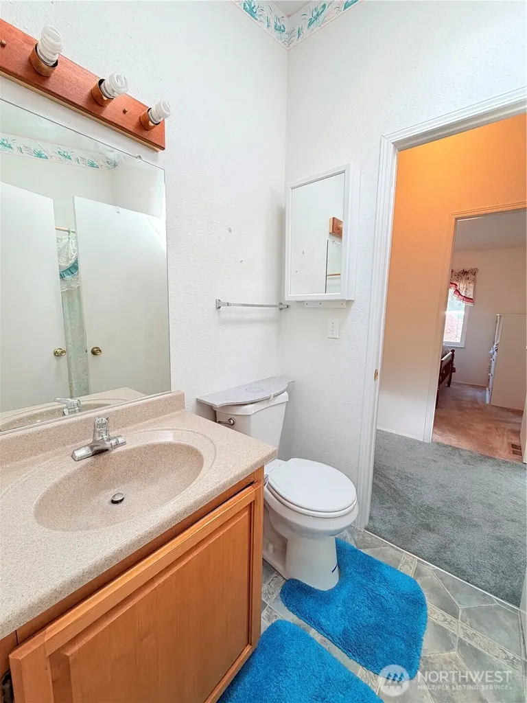 418 N 16th Street Elma WA 98541