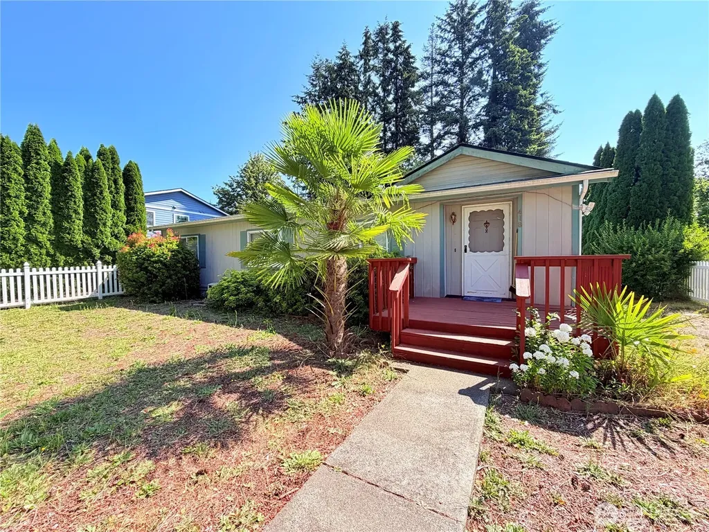 418 N 16th Street Elma WA 98541