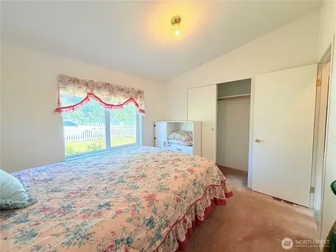 418 N 16th Street Elma WA 98541