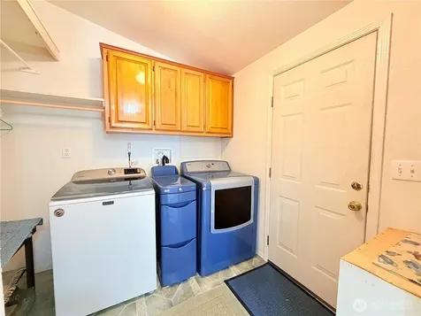 418 N 16th Street Elma WA 98541