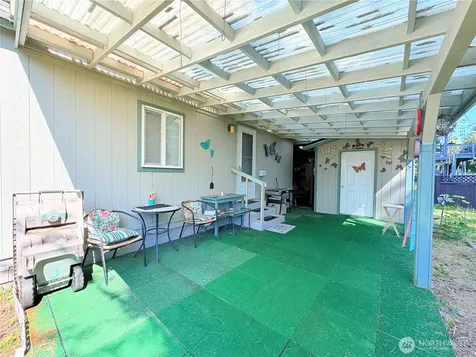 418 N 16th Street Elma WA 98541