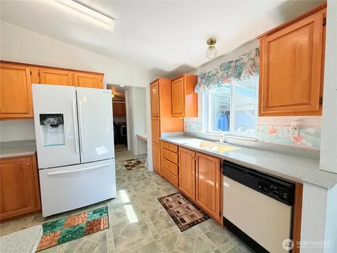 418 N 16th Street Elma WA 98541